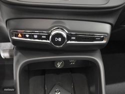 Volvo XC40 1.5 129CV T2 Essential Auto - Miniatura 11