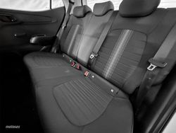 Hyundai i10 1.0 MPI 66CV Essence - Miniatura 12