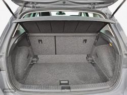 Seat Arona 1.0 TSI 95CV Style Special Edition - Miniatura 28
