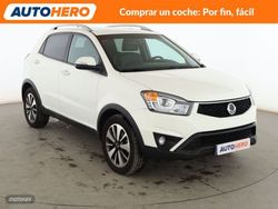 Ssangyong Korando 2.0 TD Limited 4x4 - Miniatura 8