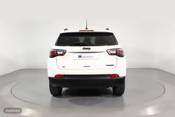 Jeep Compass 1.5 MHEV 96KW NIGHT EAGLE FWD DDCT 5P - Miniatura 17