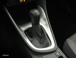 Toyota Yaris 1.5 VVT-I HEV ACTIVE TECH 5P - Miniatura 10