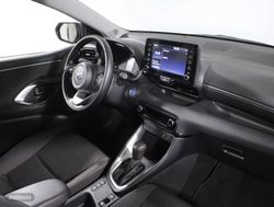 Toyota Yaris 1.5 VVT-I HEV ACTIVE TECH 5P - Miniatura 15