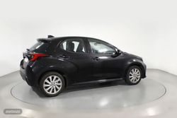 Toyota Yaris 1.5 VVT-I HEV ACTIVE TECH 5P - Miniatura 24
