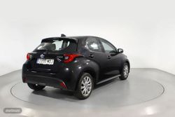 Toyota Yaris 1.5 VVT-I HEV ACTIVE TECH 5P - Miniatura 25