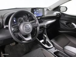 Toyota Yaris 1.5 VVT-I HEV ACTIVE TECH 5P - Miniatura 28