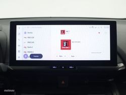 Toyota C-HR 1.8 HEV ADVANCE CVT 5P - Miniatura 12