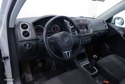 Volkswagen Tiguan 2.0 TDI 140cv +Motion - Miniatura 8