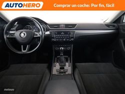 Skoda Superb 2.0 TDI Style - Miniatura 13