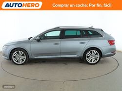 Skoda Superb 2.0 TDI Style - Miniatura 3