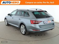 Skoda Superb 2.0 TDI Style - Miniatura 4