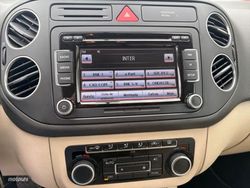 Volkswagen Golf Plus 1.6 TDI 105cv DPF DSG Sport - Miniatura 13