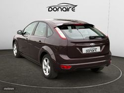 Ford Focus 1.6 TDCi 90 Business - Miniatura 18
