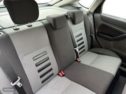 Ford Focus 1.6 TDCi 90 Business - Miniatura 9