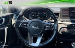 Kia XCeed 1.6 GDi PHEV 104kW (141CV) eTech - Miniatura 11