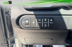 Kia XCeed 1.6 GDi PHEV 104kW (141CV) eTech - Miniatura 16