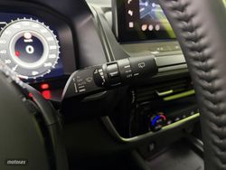 Nissan Qashqai N-Connecta 1.3 DIG-T 140CV MHEV - Miniatura 26