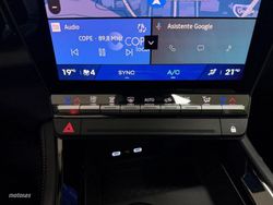 Renault Austral Techno 1.3 DIG-T 158CV Auto MHEV - Miniatura 19