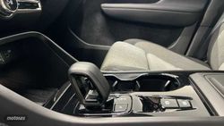 Volvo XC40 2.0 B3 MHEV PLUS DARK DCT 163 CV - Miniatura 26