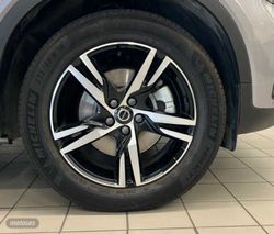 Volvo XC40 2.0 B3 MHEV PLUS DARK DCT 163 CV - Miniatura 6