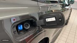 Volvo XC 60 2.0 B4 D R-DESIGN AUTO 197 CV - Miniatura 18