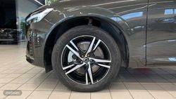 Volvo XC 60 2.0 B4 D R-DESIGN AUTO 197 CV - Miniatura 7