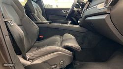 Volvo XC 60 2.0 B4 D R-DESIGN AUTO 197 CV - Miniatura 9