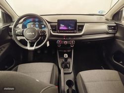 Kia Stonic 1.0 T-GDi MHEV 100CV Concept - Miniatura 4