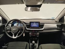 Kia Stonic 1.0 T-GDi MHEV 100CV Drive - Miniatura 4