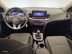 Kia XCeed 1.0 T-GDi Drive 100CV - Miniatura 4