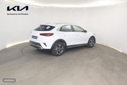 Kia XCeed 1.0 T-GDi Drive 100CV - Miniatura 11