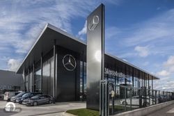 Mercedes Clase GLA 200 AMG Line - Miniatura 14