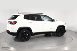 Jeep Compass 1.5 MHEV 96KW NIGHT EAGLE FWD DDCT 5P - Miniatura 24