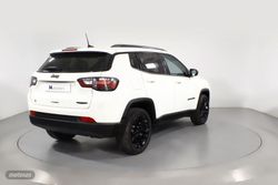 Jeep Compass 1.5 MHEV 96KW NIGHT EAGLE FWD DDCT 5P - Miniatura 25