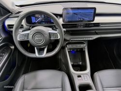 Jeep Avenger 1.2 eHybrid 74kW (100CV) Summit - Miniatura 10