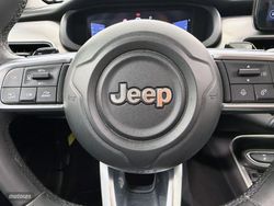 Jeep Avenger 1.2 eHybrid 74kW (100CV) Summit - Miniatura 15