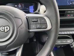 Jeep Avenger 1.2 eHybrid 74kW (100CV) Summit - Miniatura 16