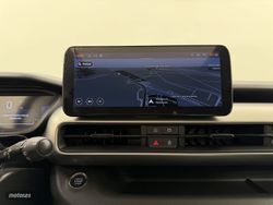 Jeep Avenger 1.2 eHybrid 74kW (100CV) Summit - Miniatura 18