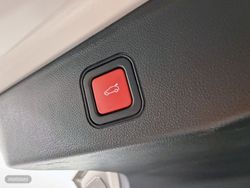 Jeep Avenger 1.2 eHybrid 74kW (100CV) Summit - Miniatura 33