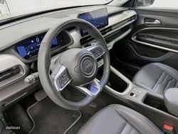 Jeep Avenger 1.2 eHybrid 74kW (100CV) Summit - Miniatura 9