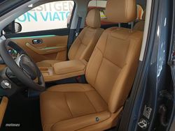 Leapmotor C10 BEV 81.9kWh Design Pro Max AWD - Miniatura 18