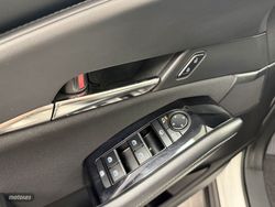 Mazda CX-30 2.5L e-SKYACTIV G MHEV 103kW Centre-Line - Miniatura 26