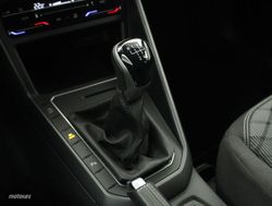 Volkswagen Polo 1.0 TSI 70KW R-LINE 5P - Miniatura 10