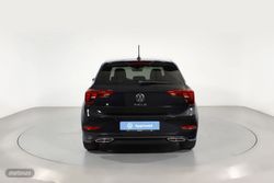 Volkswagen Polo 1.0 TSI 70KW R-LINE 5P - Miniatura 17