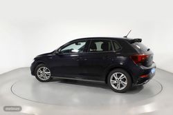 Volkswagen Polo 1.0 TSI 70KW R-LINE 5P - Miniatura 18