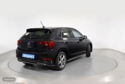 Volkswagen Polo 1.0 TSI 70KW R-LINE 5P - Miniatura 25