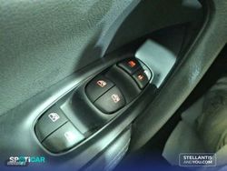 Nissan Qashqai DIG-T 103 kW (140 CV) E6D ACENTA - Miniatura 18