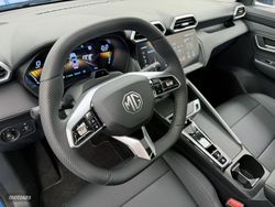 MG ZS Hybrid+ Luxury MY26 - Miniatura 9