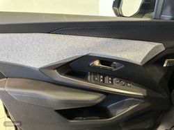 Peugeot 5008 1.2 107KW eDCS6 Allure - Miniatura 20