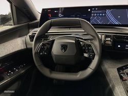 Peugeot 5008 1.2 107KW eDCS6 Allure - Miniatura 19